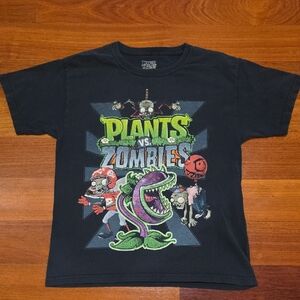 Plants Vs. Zombies Boys Black T-shirt Size XL.